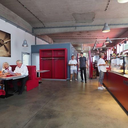 Appartement "Diamant" Mit Penthouseflair - Oase Am Haff Garz  Ruang foto